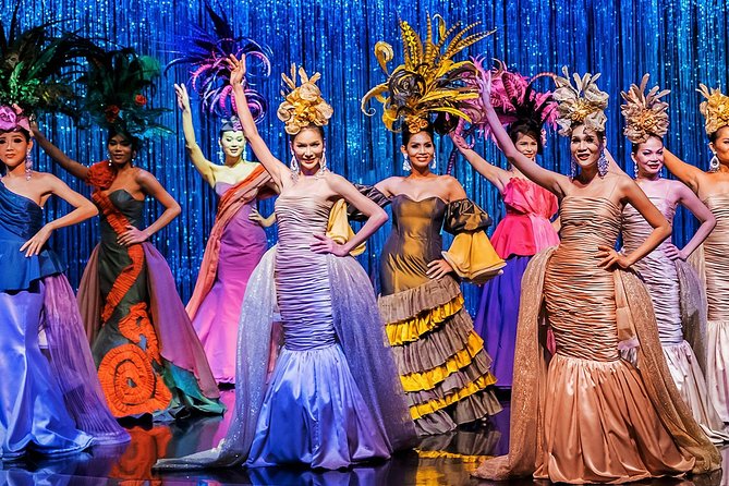 Calypso’s Glittering Cabaret Extravaganza - What happens inside the theater