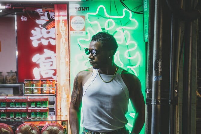 Chinatown (Yaowarat Road) Neon Photoshoot - Key points at a glance