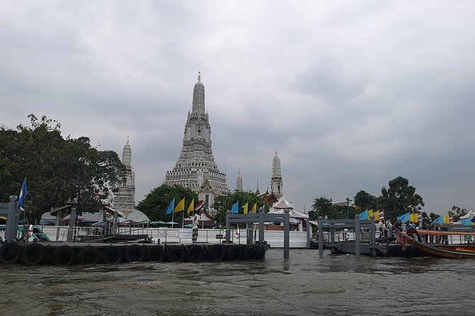 CHOB Bangkok Walking Tour (Talking + Walking + Eating) - Modern Bangkok from towers and shopping districts