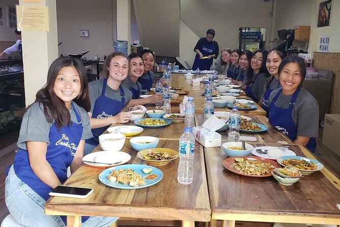 Choose 5 Dishes: Half-Day Cooking Class in Sukhumvit with Market Tour - Choosing five dishes from the Thai menu