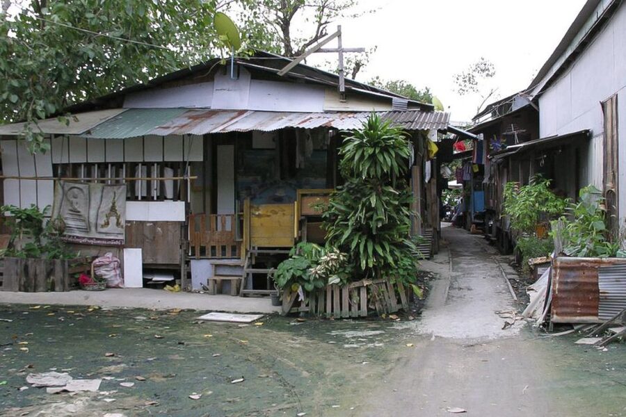 Colors Of Bangkok: 4-Hour Small Group Bike Tour - A Simple Thai Lunch After the Ride