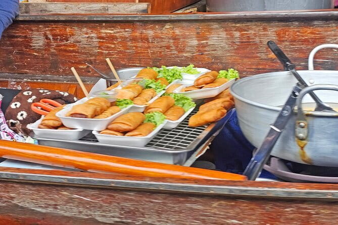 Damnoen Saduak Famous Floating Market and Mea Klong Railway Tour - The 90-minute ride from Bangkok