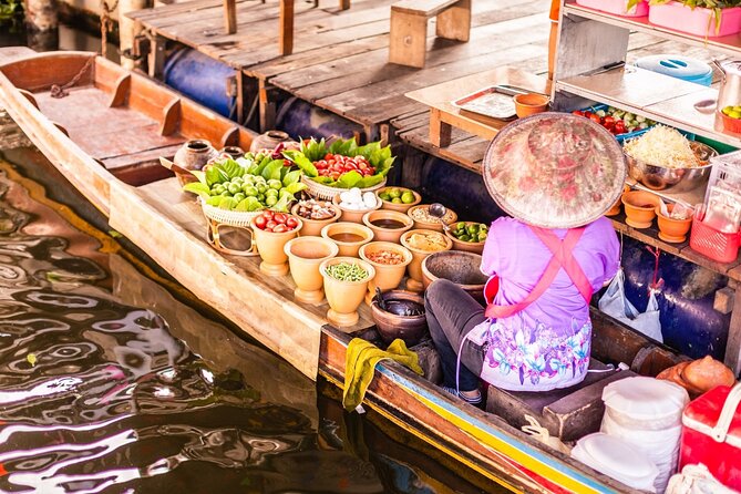 Damnoen Saduak Floating Market and Maeklong Railway Market Tour - Pickup details can make or break the morning