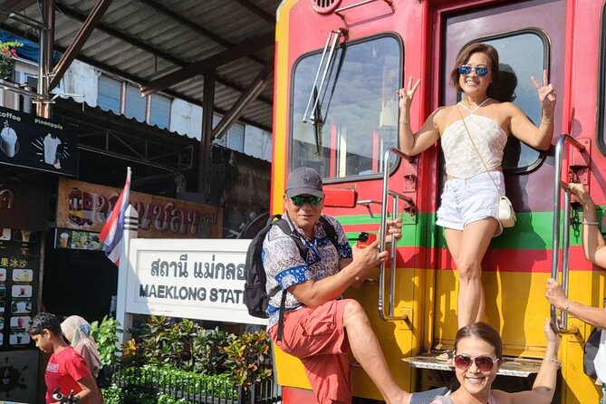 Damnoen Saduak Floating Market and Maeklong Railway Market Tour - Who will enjoy this Bangkok day trip