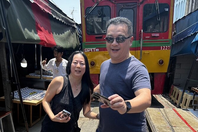 Damnoen Saduak Floating Market & Maeklong Railway From Bangkok - The seven-hour schedule and what it feels like