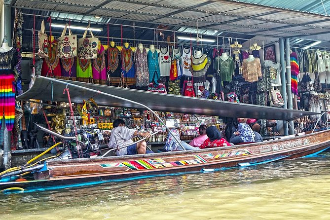 Damnoen Saduak Floating Market & Paddle Boat Adventure - Two to Three Hours Around Damnoen Saduak
