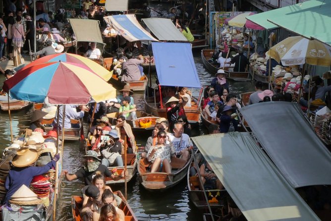 Damnoen Saduak Floating Market with Paddle Boat Ride (ex Bangkok) - The 30-minute paddle boat ride
