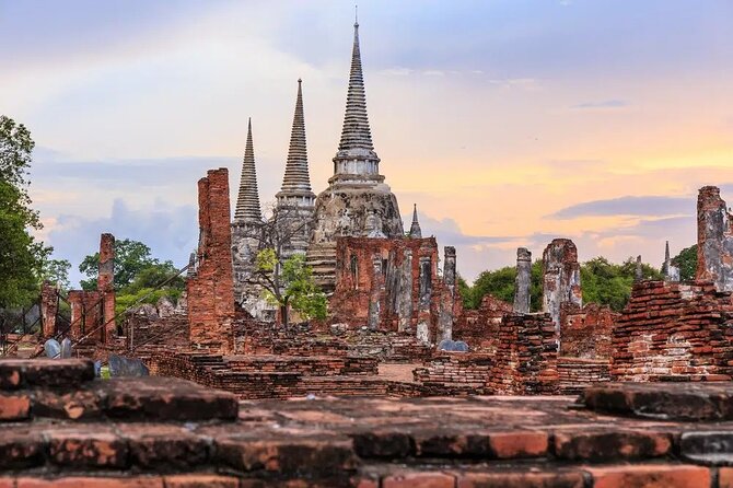 Day Tour of Ayutthaya and Bang Pa In - The early start, transport, and group size