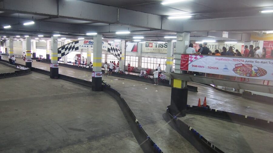EasyKart Bangkok (RCA Plaza) : Go-Kart Racing Experience - Going alone or bringing a group