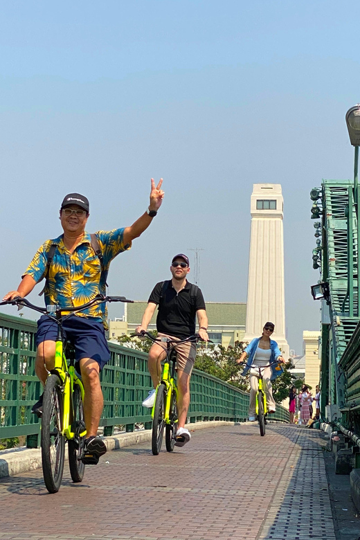 Electric Bike Tour - Pak Khlong Talat and the river air