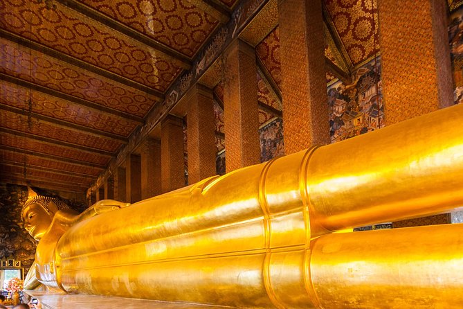 Exclusive Tour – Grand Palace, Emerald Buddha & Reclining Buddha - Wat Phra Kaew and Thailand’s sacred Emerald Buddha
