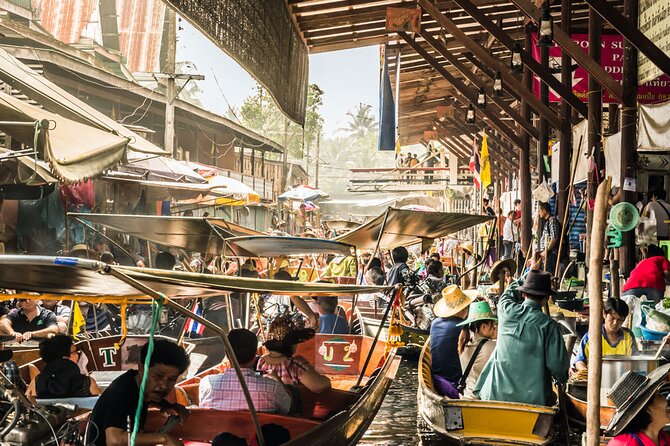 Famous Markets Tour: Maeklong Railway & Damnoen Saduak Floating - Who will get the most from this tour