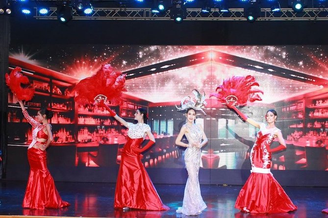 Fine Dining with Cultural Show by the Mandarin Oriental - Sala Rim Naam: a traditional pavilion with a formal mood