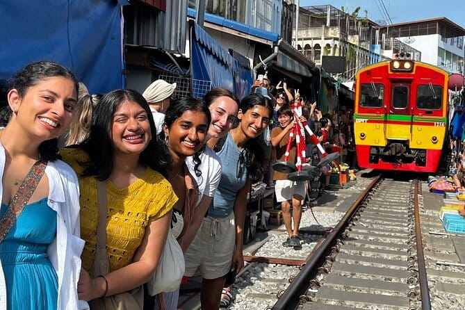 Floating and Railway Markets Private Tour - Key points before you book