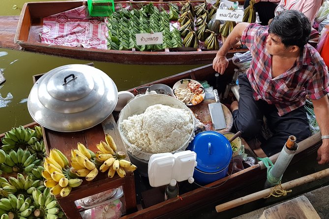 Floating Market Damnoen Saduak and Meklong Railway Market: Half Day Tour - The guide can shape the whole morning