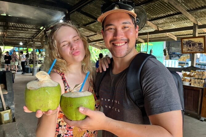Floating Market & Railway Market Private Tour - Key points at a glance