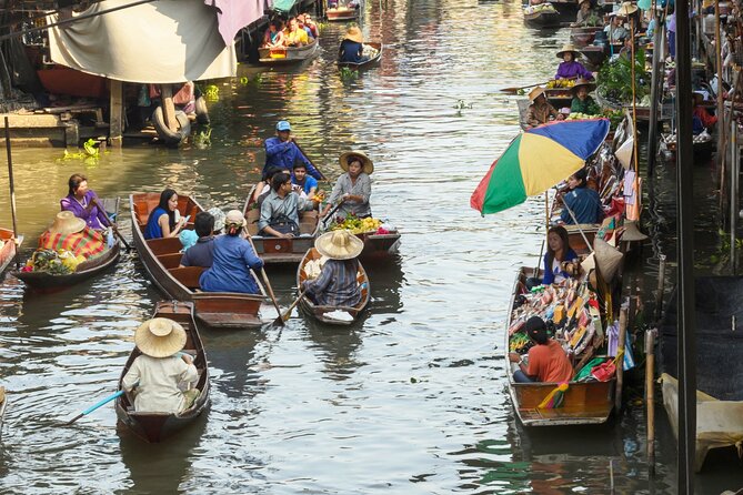 Floating Market with Great Pagoda Temple and Wat Sam Phran - Phra Pathom Chedi, the Great Pagoda