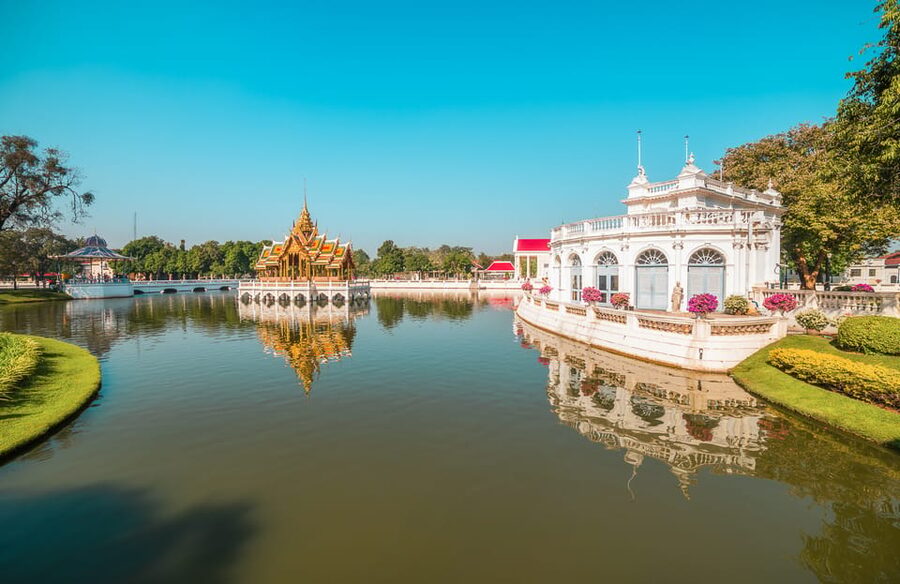 From Bangkok: Ayutthaya & Ayothaya Floating Market Day Trip - Starting at Robinson Sukhumvit near BTS Asok