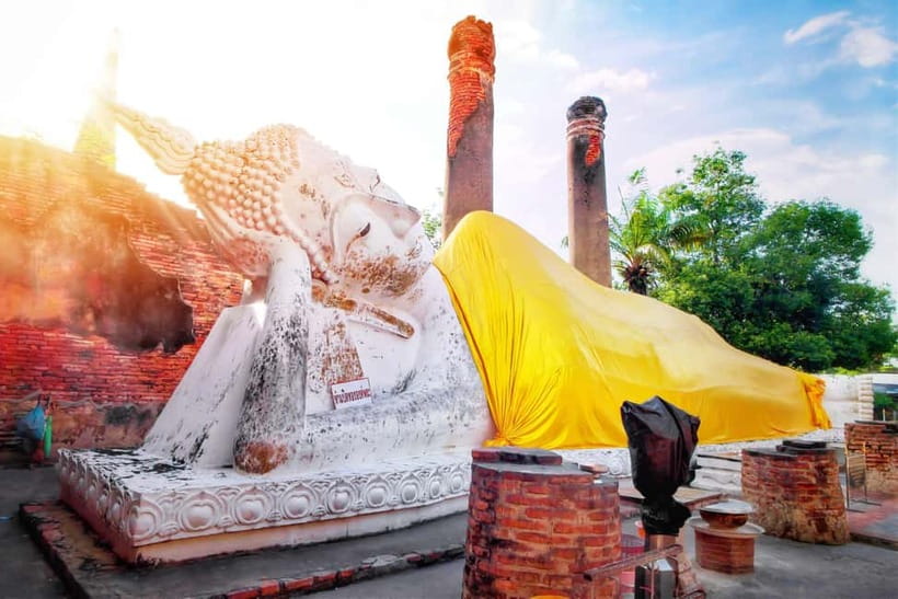 From Bangkok: Ayutthaya & Ayothaya Floating Market Day Trip - Ayothaya Floating Market, useful but not fully historic