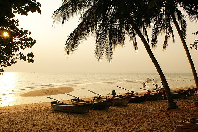 From Bangkok: Full Day Customizable Private Tour to Pattaya City - What the day feels like from 7 a.m. to return