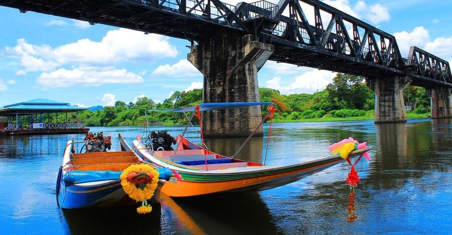 From Bangkok: Historical Day Tour to River Kwai - Lunch after the train