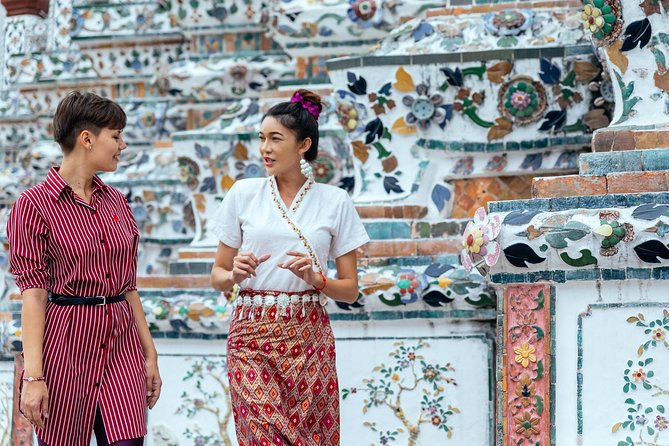 Full Day Bangkok PRIVATE City Tour With Locals - Wat Trimit & Wat Pho tickets - Wat Pho and the famous reclining Buddha