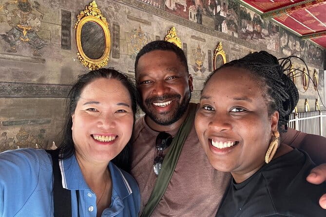 Grand Palace & Emerald Buddha Private Tour [Optional Luxury] - Folding lotus petals for Buddhist offerings