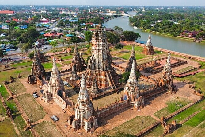 Grand Palace, Temples, and Canal Private Tour [Optional Luxury] - Tha Maharaj and a pause beside the river
