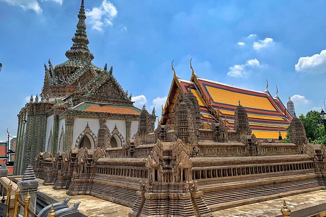 Grand Palace , Thai dance & Fun street walk in Bangkok - What the private format adds