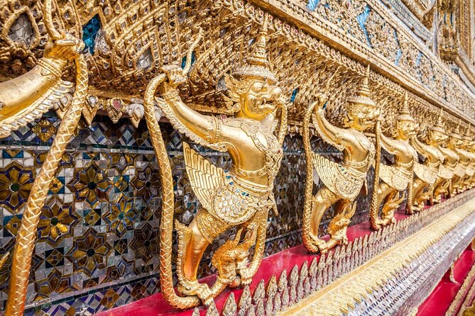 Grand Palace, Wat Phra Kaew, Wat Pho and Wat Arun Walking Tour From Bangkok - Crossing to Wat Arun