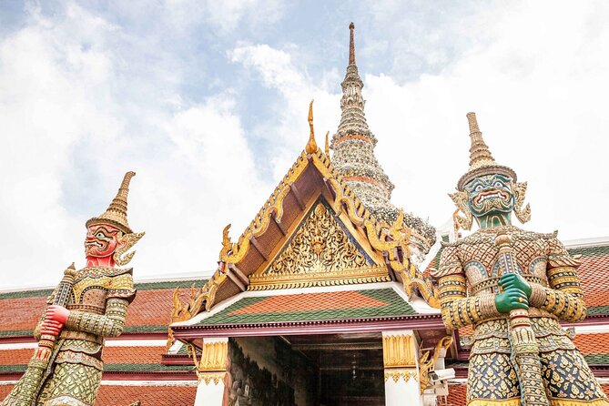 Grand Palace, Wat Phra Kaew, Wat Pho and Wat Arun Walking Tour From Bangkok - What is included and what is not