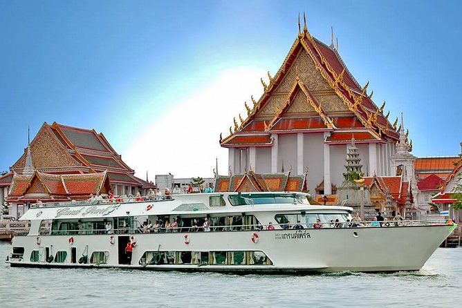 Grand Pearl Dinner Cruise Experience at Bangkok with Pickup - Live music and Thai classical dance