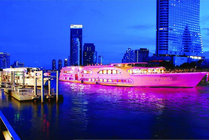 Grand Pearl Dinner Cruise Experience at Bangkok with Pickup - How romantic is the candlelit setting?
