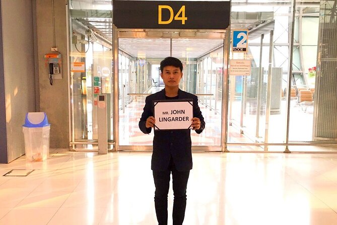 Guided Arrival Fast-Track Service: Bangkok Suvarnabhumi Airport - What $84.92 buys you