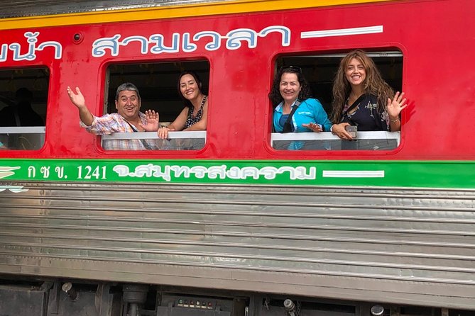 Half-Day Railway Market and Floating Market Tour in Thailand - Cruising toward Damnoen Saduak