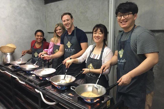 Hands on Thai Cooking Class and Market Tour - Practical details before you book