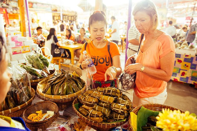 Highlights & Hidden Gems With Locals: Best of Bangkok Private Tour - Sala Chalermkrung Royal Theatre, a practical starting point
