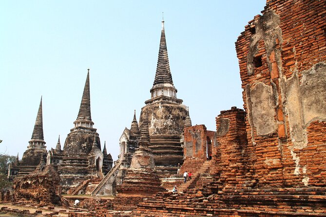 Historic City of Ayutthaya Full Day Private Tour from Bangkok - Wat Yai Chai Mongkhon and its living temple setting