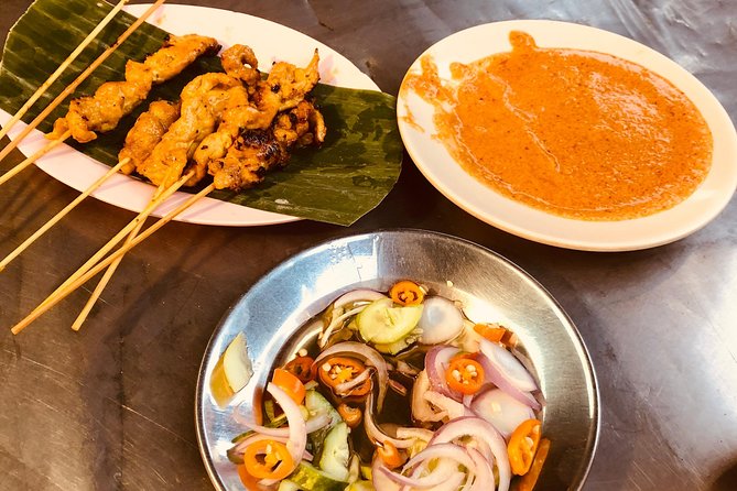 Incredible Bangkok Food Tour - Michelin Guide surprises and Chinatown snacks