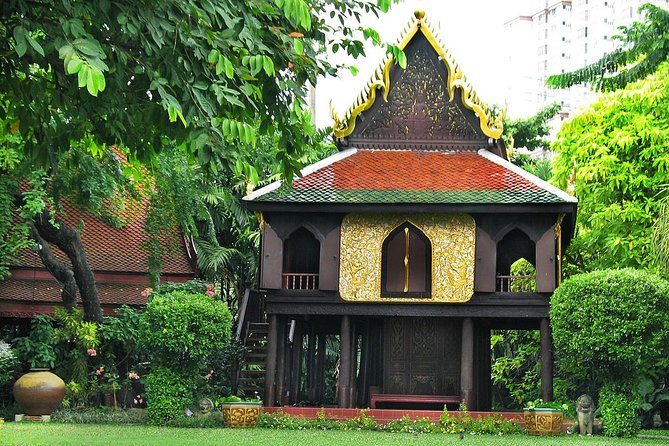 Jim Thompson's House and National Museum Bangkok (Phranakorn) - What the guide and transport add