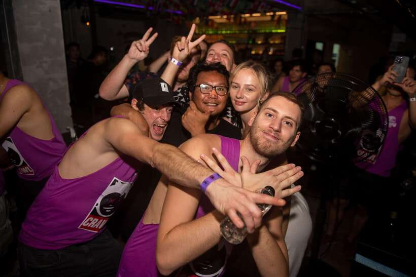 Mad Monkey Bangkok Pub Crawl - Practical details for a smoother night