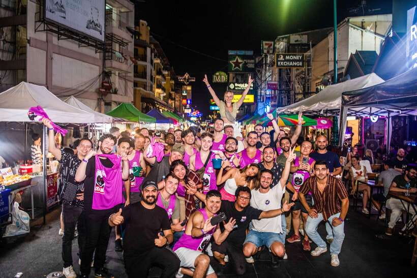 Mad Monkey Bangkok Pub Crawl - The 10:30 PM move to Khao San Road