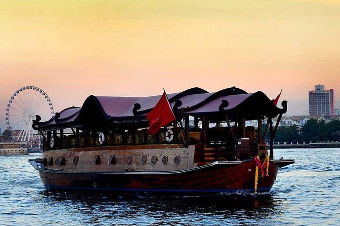 Manohra 5-Star Luxury Dinner Cruise with Pre-Canapés in Bangkok - Service, music, and the feel of the evening