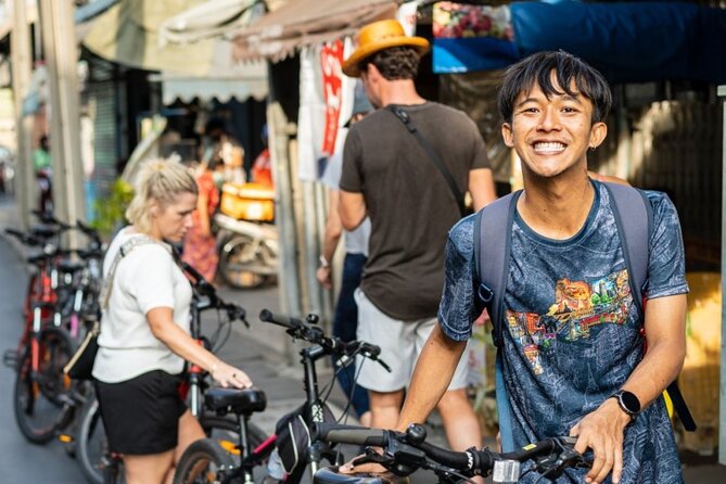 Must-Try: Hidden Bangkok Bike and Food Tour - Street food near Somdet Chao Phraya