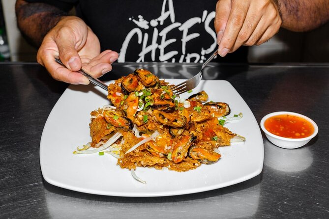 Old Siam Bangkok Food Tour with 15+ Tastings - The guide makes the difference