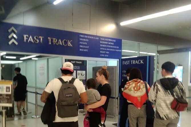 Priority Fast Track Entry at Bangkok Airport with Guide - Finding your driver after arrival