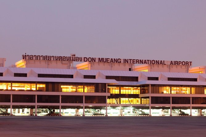 Private Arrival Transfer : Bangkok Airport to Bangkok Hotel (SHA Plus) - Luggage Limits and the Baby Seat Problem