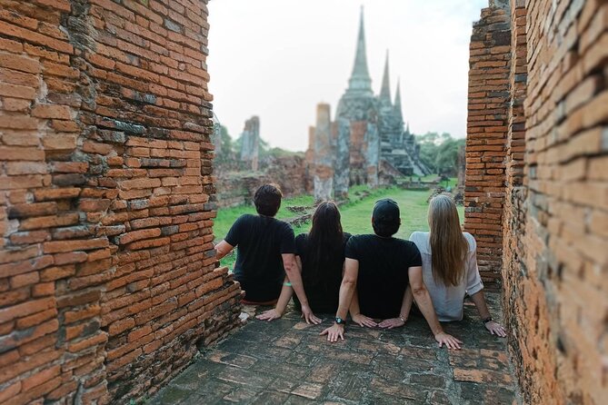 PRIVATE Ayutthaya + SUNSET Boat Tour + Light up The NIGHT - Seeing Ayutthaya from a private long-tail boat