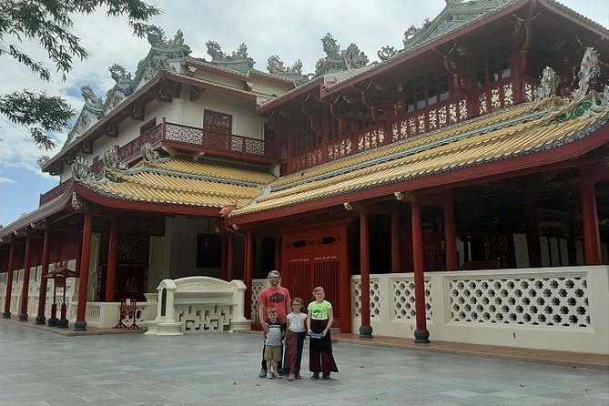 Private Ayutthaya Temples Tour From Bangkok - Wihan Phra Mongkhon Bophit and the large bronze Buddha
