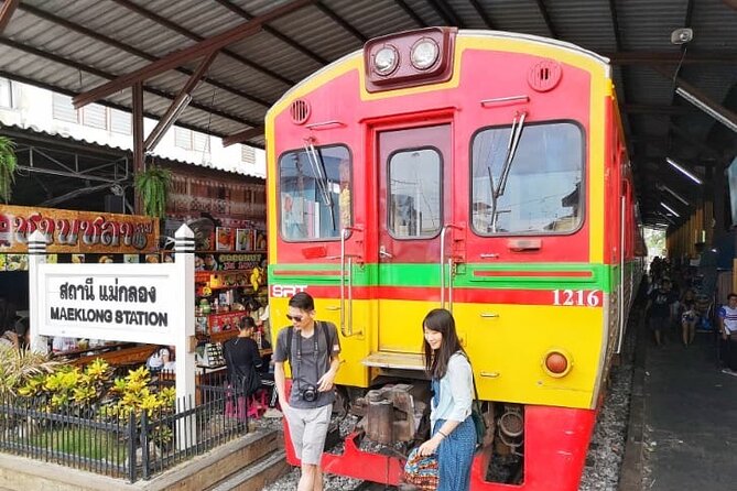 Private Damnoen Saduak and Maeklong Railway Market Tour(min 2pax) - Why these two markets make a good Bangkok outing